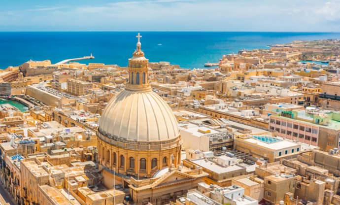 欧洲的”新加坡“+南欧的”瑞士“--一个纯英式教育国